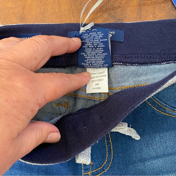 NWT Vigoss Youth Bermuda Shorts - Picture 7 of 8